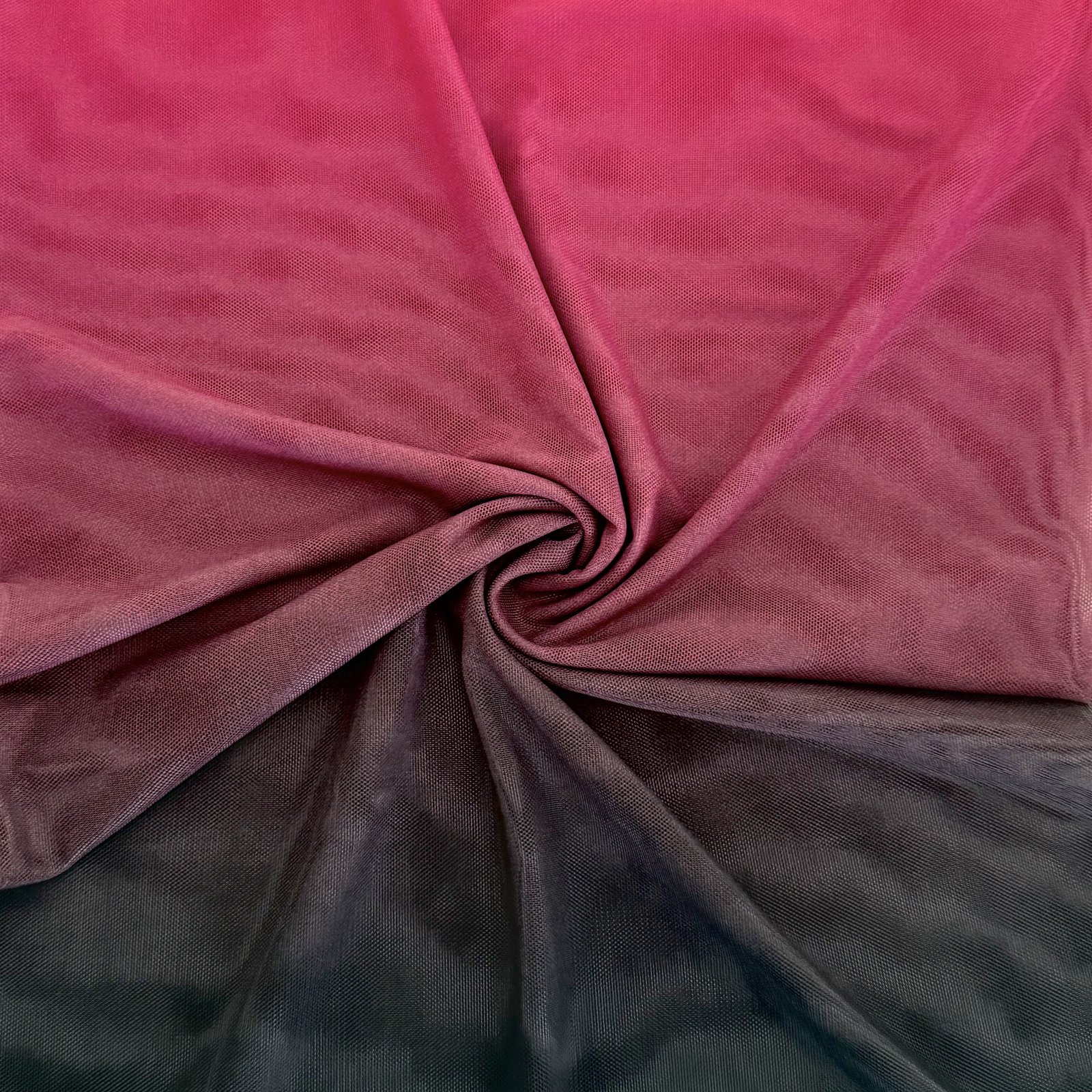 Voile dégradé Fuchsia / Black – 150 x 150